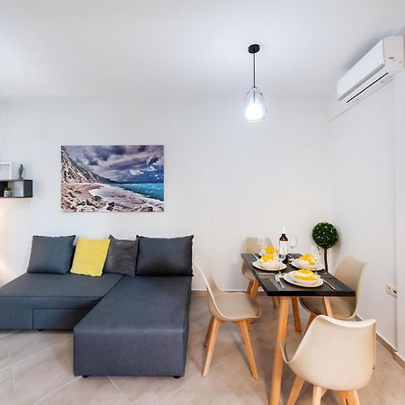 Ruellia Luxury Apartments Kalligoni Екстериор снимка