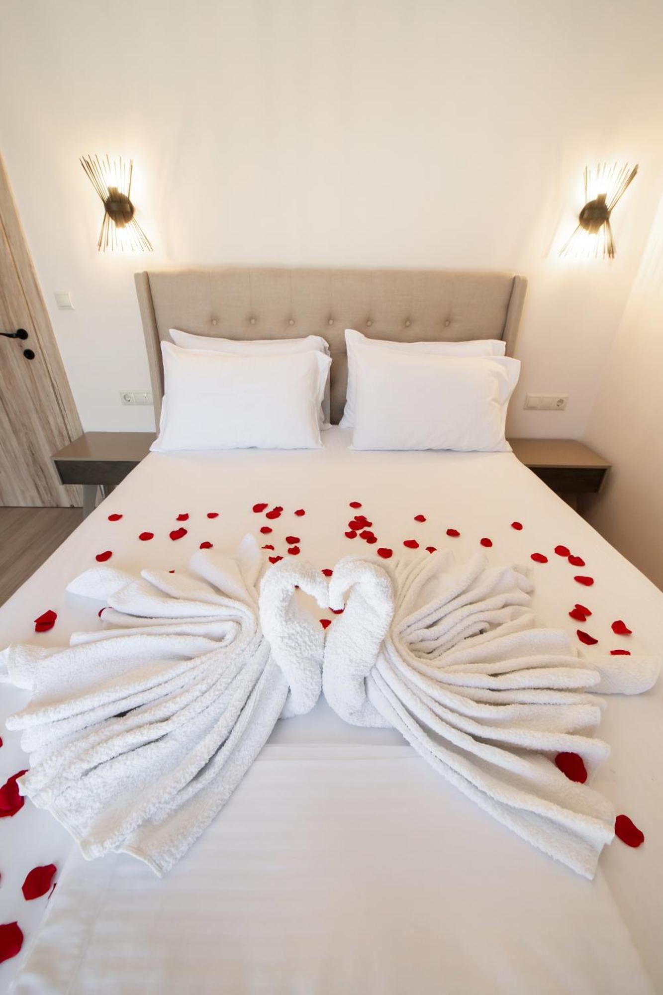 Ruellia Luxury Apartments Kalligoni Екстериор снимка
