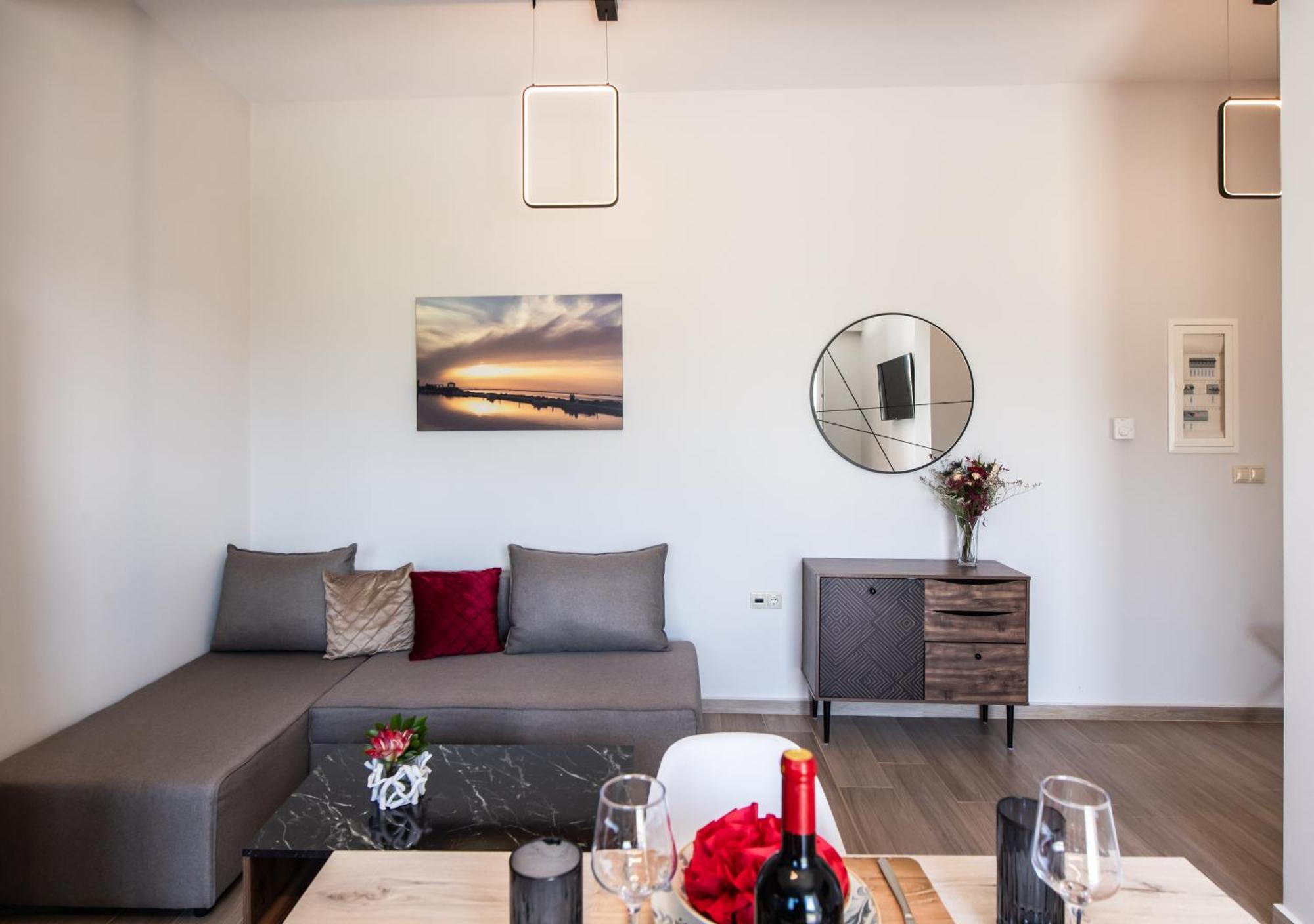 Ruellia Luxury Apartments Kalligoni Екстериор снимка
